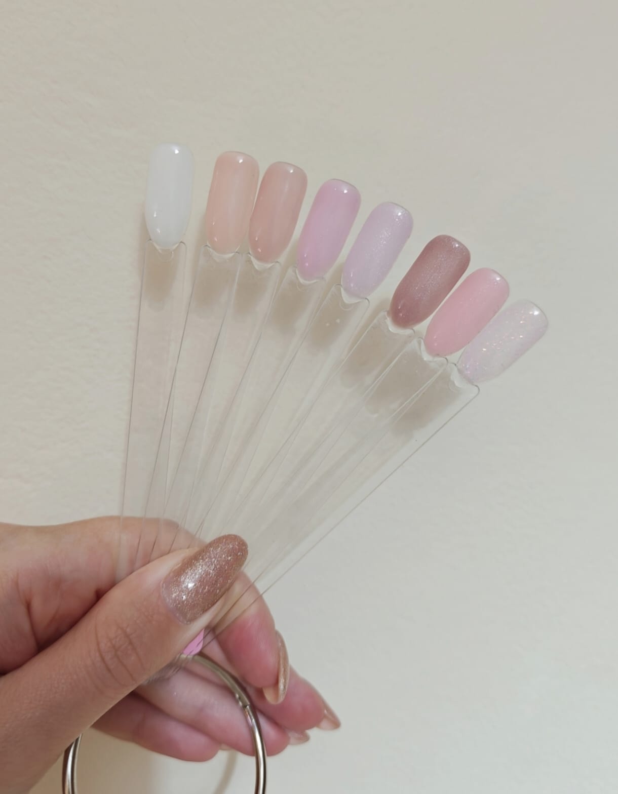 Victoria Vynn Mega Base